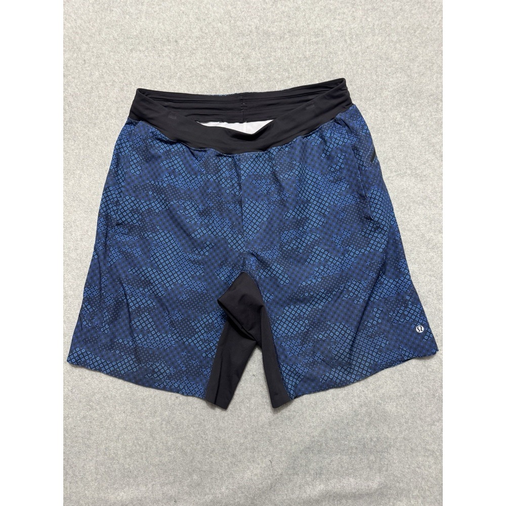 Lululemon Women's Assert Unlined Short Camo Kayak Blue Deep Navy Size Large